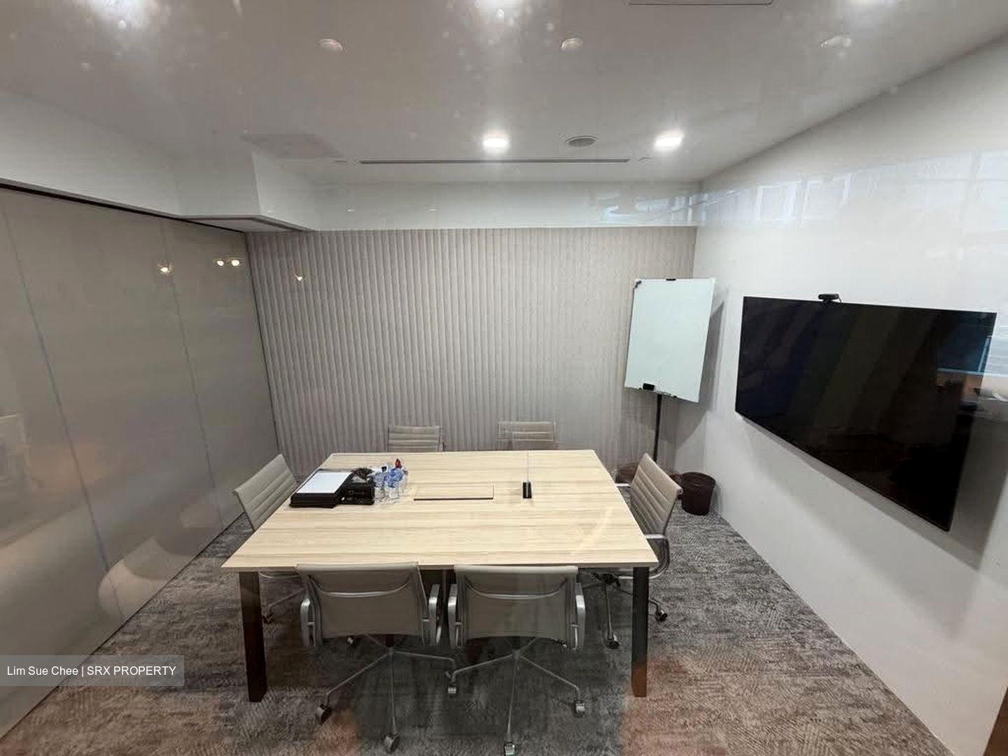 Twenty Anson (D2), Office #618122271